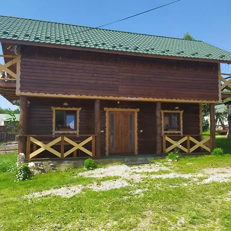 Dobryi Hutsul 2 Holiday home Mykulychyn